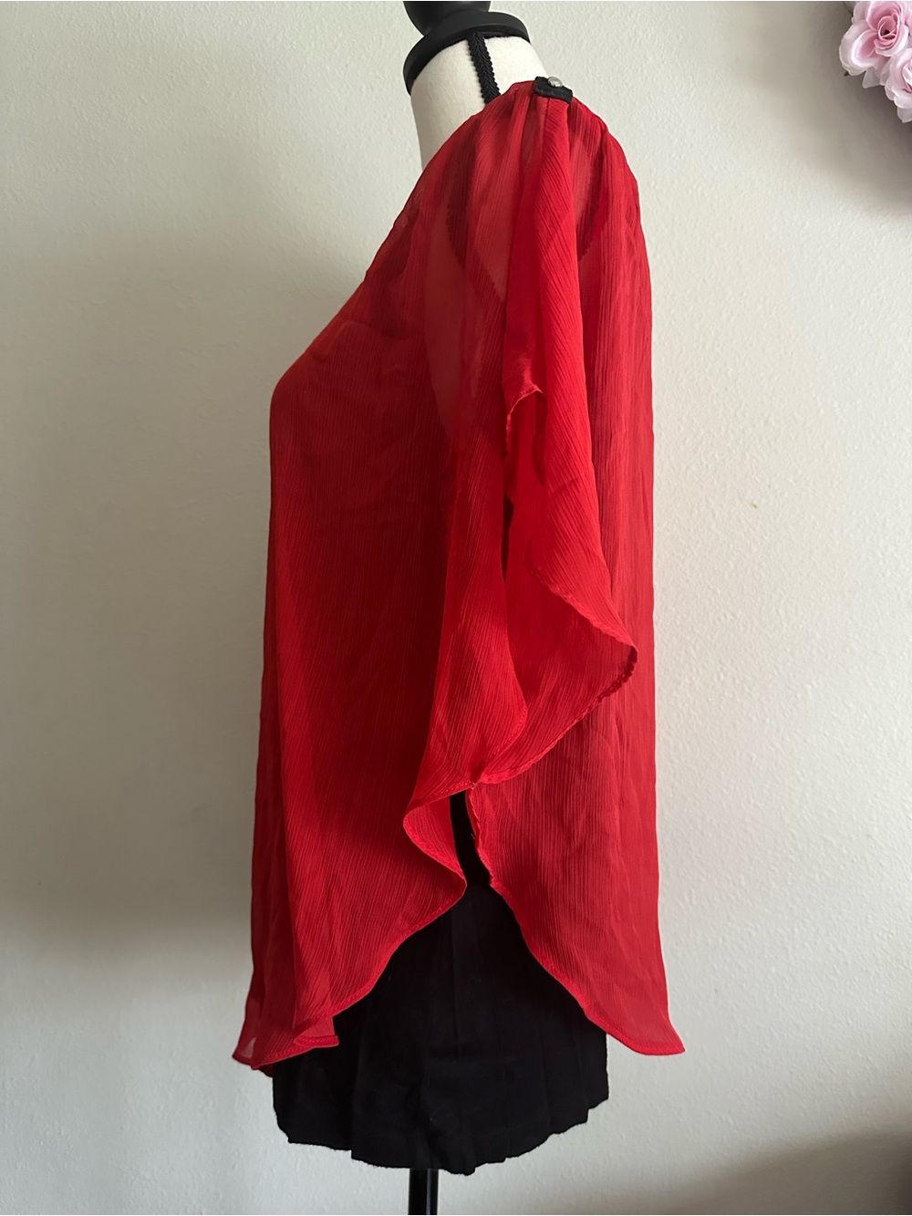 Apt. 9 Vibrant Red Pleated Dress Top with Black Lining - Picture 5 of 5